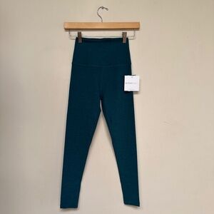 Beyond yoga caught in the midi legging